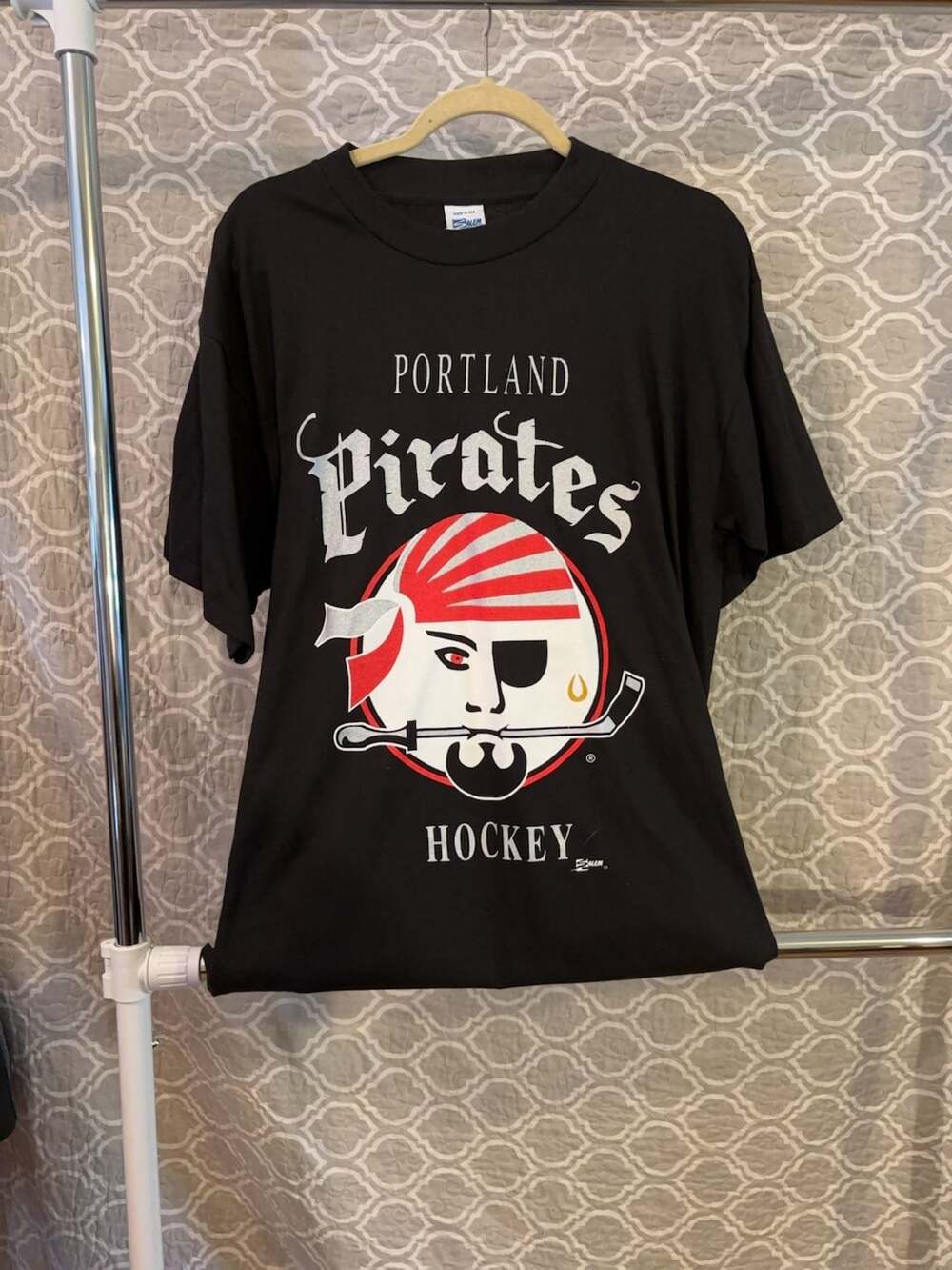 PORTLAND PIRATES VINTAGE 90s SALEM SPORTSWEAR AHL MINOR LEAGUE HOCKEY TSHIRT LAR